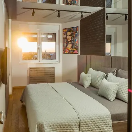 Pauza Нови-Сад